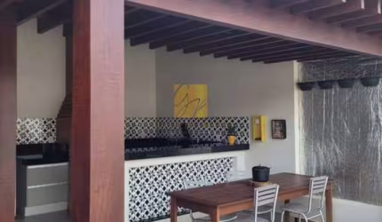 CASA com 04 quartos para VENDA