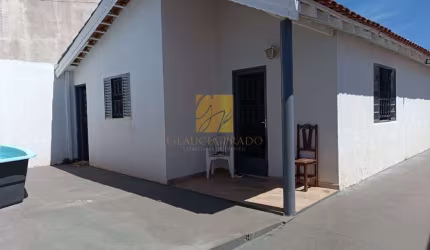CASA com 03 quartos para VENDA