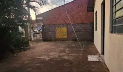 CASA com 02 quartos para VENDA