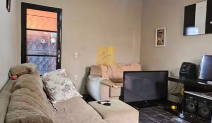 CASA com 03 quartos para VENDA
