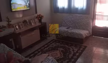 EXCELENTE CASA VENDA!!!!