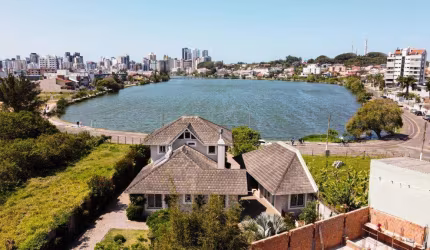 Casa para Venda em Torres, Praia da Cal, 4 dormitórios, 3 suítes, 5 banheiros, 2 vagas