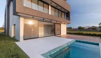 Casa em Condomínio para Venda em Torres, Praia da Cal, 4 dormitórios, 4 suítes, 4 banheiros, 2 vagas