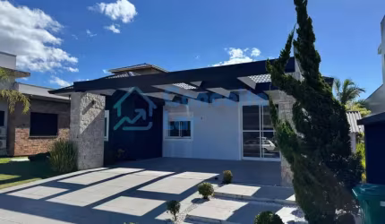 Casa em Condomínio para Venda em Torres, Torres, 5 dormitórios, 1 suíte, 4 banheiros, 4 vagas