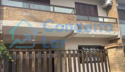Casa para Venda em Torres, Stan, 3 dormitórios, 1 suíte, 3 banheiros, 1 vaga