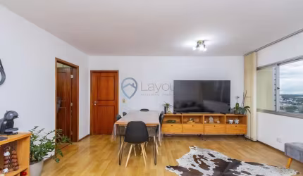 Apartamento Alto no Bigorrilho | 3 Quartos e 2 Vagas Livres