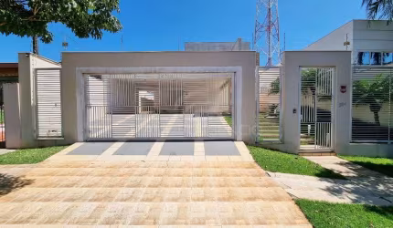 Casa com 3 quartos à venda na Rua Castro Alves, 254, Jardim Shangri la, Londrina, 362 m2 por R$ 1.800.000