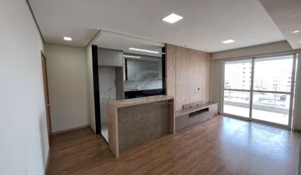 Apartamento para alugar no Centro, Rua Santos no Ed Aqualuna