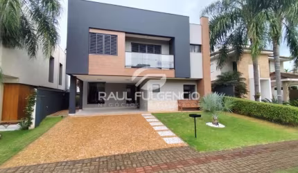 Casa em condomínio de alto padrão á venda em Londrina