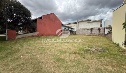 Terreno no Condomínio Vale do Arvoredo em Londrina