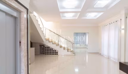 Casa em Condomínio para locação com 4 suítes 324 m²