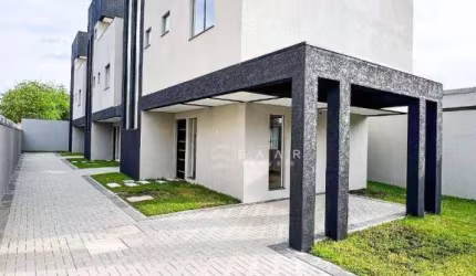 Sobrado com 3 dormitórios à venda, 138 m² por R$ 597.000,00 - Uberaba - Curitiba/PR