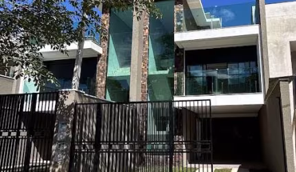 Sobrado com 3 dormitórios à venda, 180 m² por R$ 1.100.000,00 - Abranches - Curitiba/PR