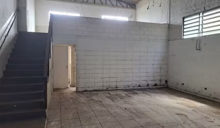 Loja/Deposito - Centro Comercial Itapecerica da Serra