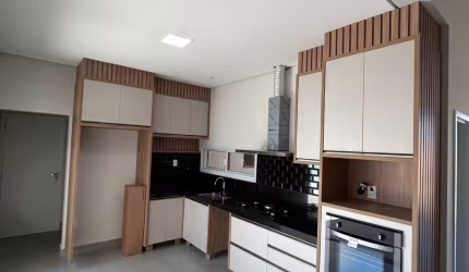 Casa térrea a venda no Condomínio Jd. Laguna em Indaiatuba SP