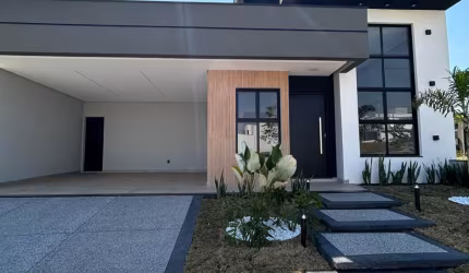 Linda Casa no Condomínio Milano com 03 suítes em Indaiatuba/SP