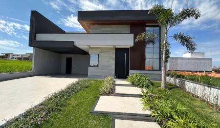 BELISSIMA CASA COM 03 SUITES EM CONDOMINIO MARIA CANDIDA EM INDAITUBA SP