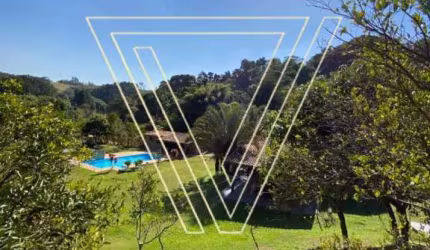 *EXCELENTE TERRENO COM 2.000 M² POSSUI PISCINA, CHURRASQUEIRA E LAGO. - TE7434