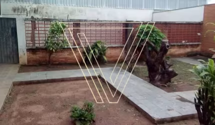 *Casa comercial em Excelente localização no Centro aceita PERMUTA. - IC7337