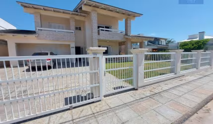 Casa próxima ao mar em Atlântida, Xangri Lá