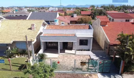 Casa próxima ao mar em Mariápolis