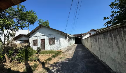 Terreno plano com 360m²