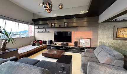 Cobertura duplex com 2 suites +1 quarto e 4 vagas individuais  à venda no bairro Santo Antônio em Joinville - SC por R$ 1.390.000,00.