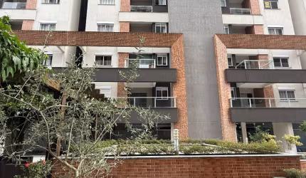 Apartamento mobiliado, climatizado e com 1 suíte e vaga de garagem  no Central Park Joinville por R$ 330.000,00.