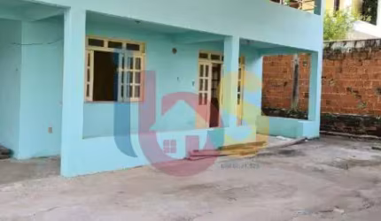 Vendo Casa com 5/4 no Condomínio Aldeia Atlântica