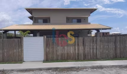Vendo Casa com 6/4