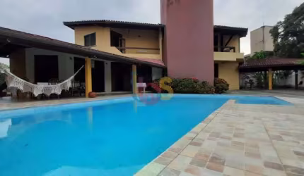 Vendo Belíssima Casa no Condomínio Jardim das Acácias