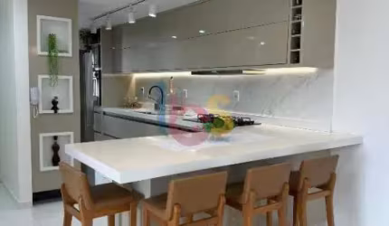 VENDO APARTAMENTO COM 2 SUÍTES MOBILIADO NA PRAIA DO SUL