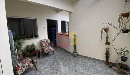 Vendo de Casa no Bairro Santo Antônio