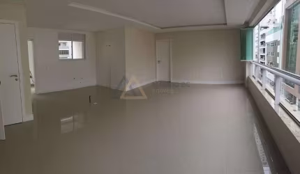 VILLA GALÉ - Diferenciado - Centro - Balneário Camboriú/SC