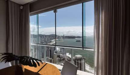 APARTAMENTO VISTA MAR - BARRA SUL