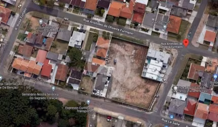 TERRENO COM 2.172 M² NO PINHEIRINHO