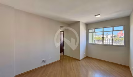 Apartamento para alugar com 3 quartos no ED. MONT FLORES, Curitiba.