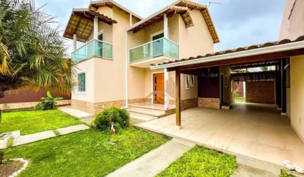 Casa com 4 dormitórios para alugar, 150 m² por R$ 4.666,00/mês - Centro - São Pedro da Aldeia/RJ