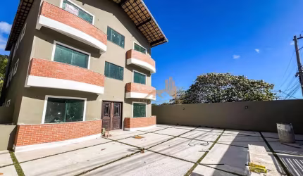 Apartamento com 2 dormitórios à venda, 75 m² por R$ 270.000 - Porto da Aldeia - São Pedro da Aldeia/RJ