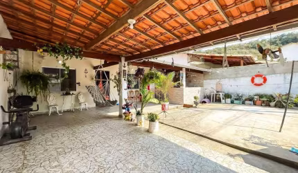 Casa com 3 dormitórios à venda, 120 m² por R$ 370.000 - Campo Redondo - São Pedro da Aldeia/RJ