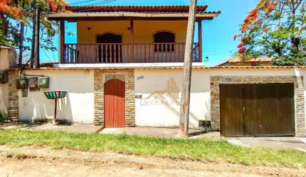 Casa com 4 dormitórios à venda, 240 m² por R$ 450.000 - Poço Fundo - São Pedro da Aldeia/RJ