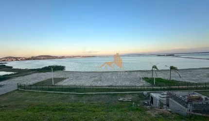 Terreno à venda, 252 m² por R$ 350.000 - Nova São Pedro - São Pedro da Aldeia/RJ