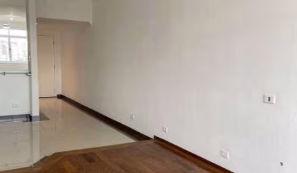 Apartamento reformado em Higienópolis