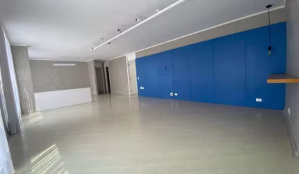 Excelente Apartamento reformado em Higienópolis