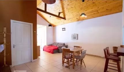 Casa térrea com 170 m² de terreno para venda na vila Romana