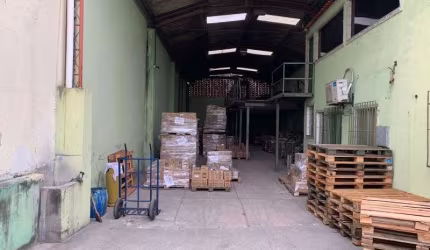 Barracão / Galpão / Depósito com 2 salas à venda na Avenida Brasil, 1223, Braz de Pina, Rio de Janeiro por R$ 350.000