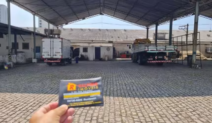 Barracão / Galpão / Depósito com 3 salas para alugar na Rodovia Washington Luiz, 344, Parque Duque, Duque de Caxias por R$ 45.000
