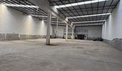 Barracão / Galpão / Depósito com 1 sala para alugar na Rua Patu, 234, Braz de Pina, Rio de Janeiro por R$ 15.000
