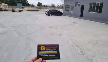 Barracão / Galpão / Depósito com 6 salas para alugar na Avenida Demétrio Ribeiro, Figueira, Duque de Caxias por R$ 55.000