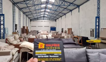 Barracão / Galpão / Depósito com 2 salas para alugar na Avenida Getúlio Vargas, Centro, Nilópolis por R$ 40.000